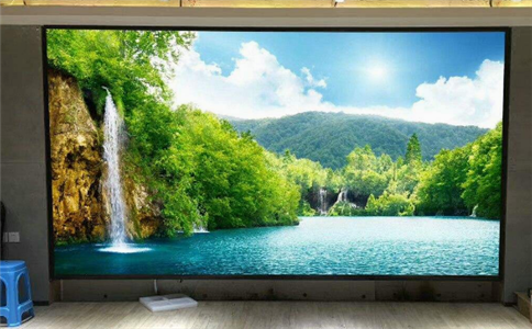 成都LED顯示屏 | LED顯示屏的穩(wěn)定畫質(zhì)離不開一塊好的芯片!